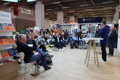 Buch "KI und Bots im Alltag" / Taschenbuch / 278 Seiten (Springer-Verlag)